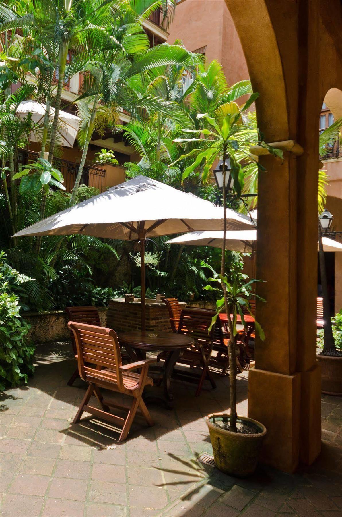 Boutique Hotel Palacio Santo Domingo Buitenkant foto