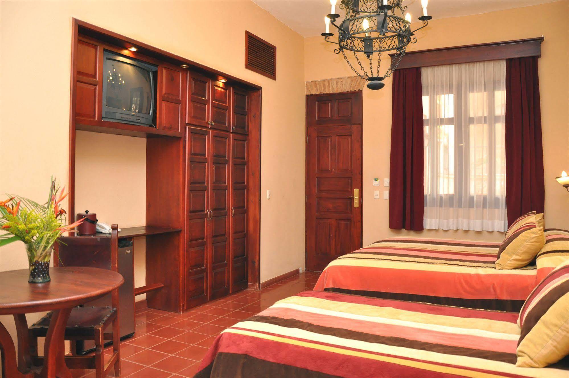 Boutique Hotel Palacio Santo Domingo Buitenkant foto
