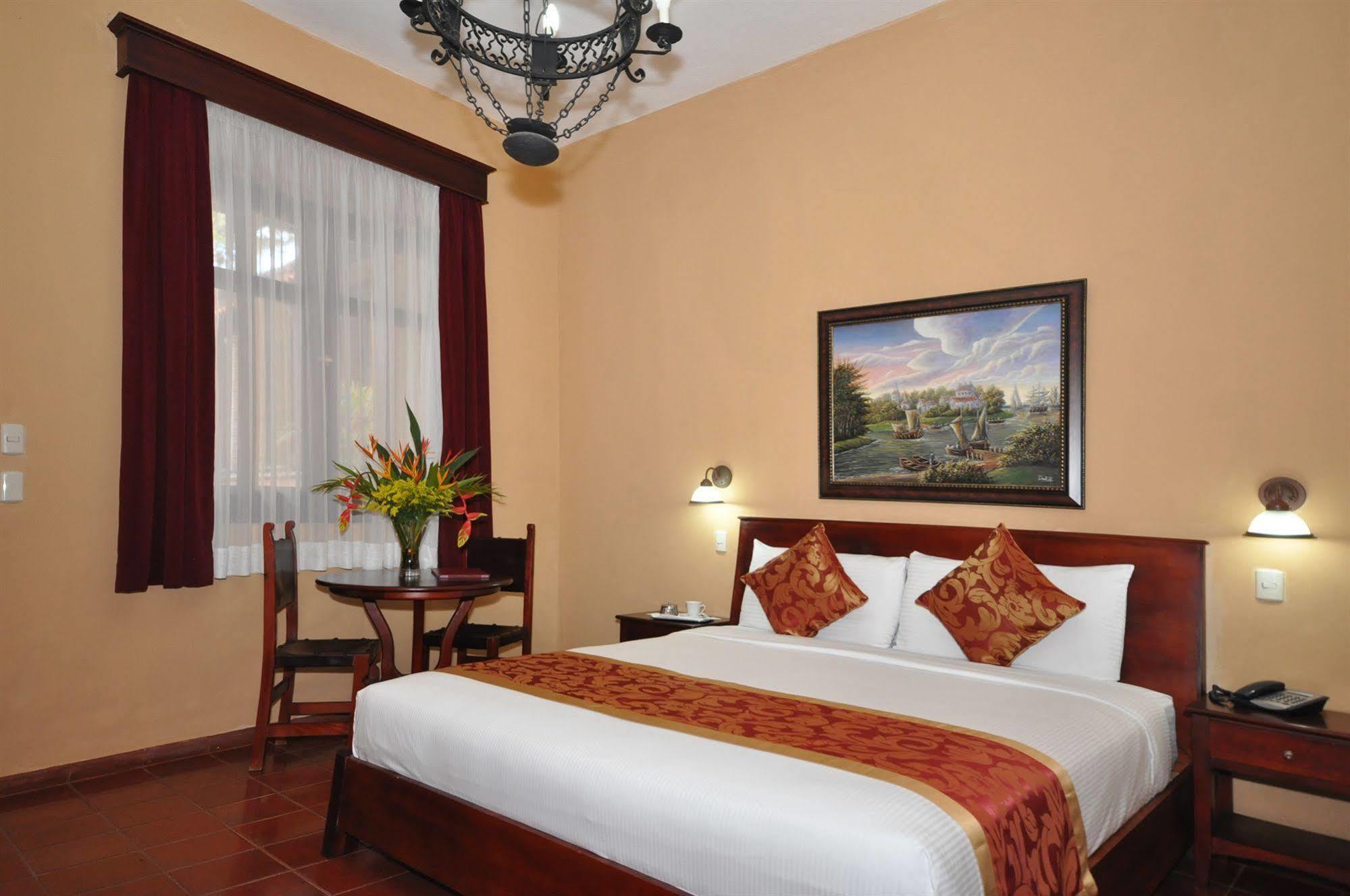 Boutique Hotel Palacio Santo Domingo Buitenkant foto